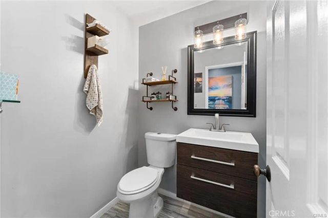 6031 Medinah St, Fontana, CA 92336