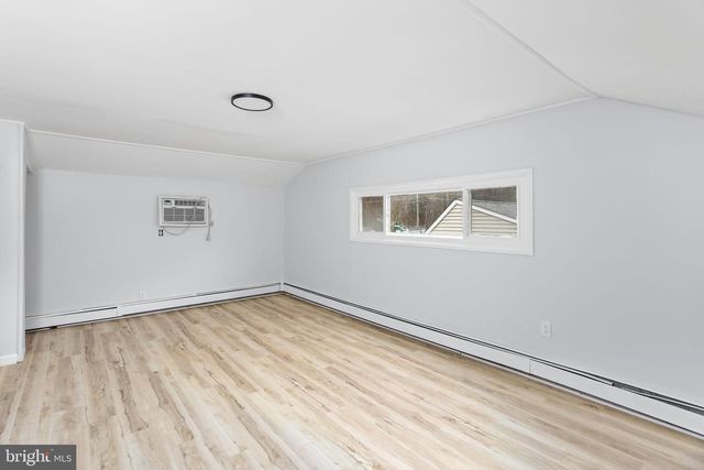 64 RUBY LN, Levittown, PA 19055