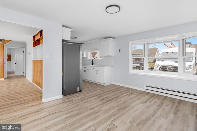 64 RUBY LN, Levittown, PA 19055