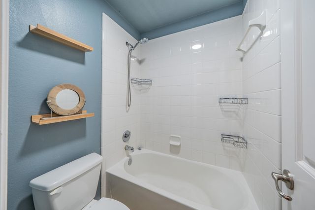 1050 Hidden Lakes Way, Rockwall, TX 75087