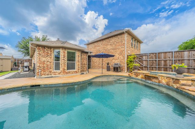 1050 Hidden Lakes Way, Rockwall, TX 75087