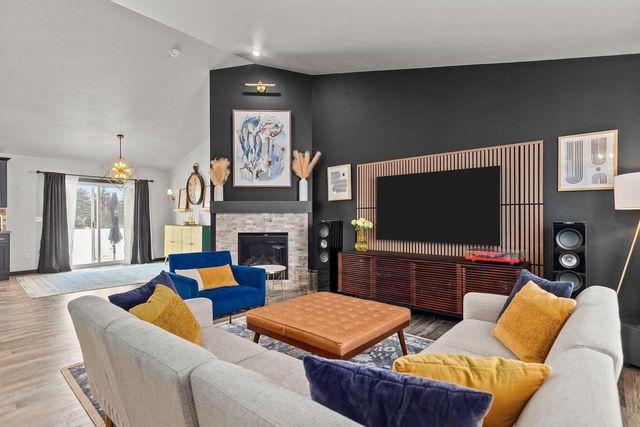 N9337 ROSELLA DRIVE, Appleton, WI 54915