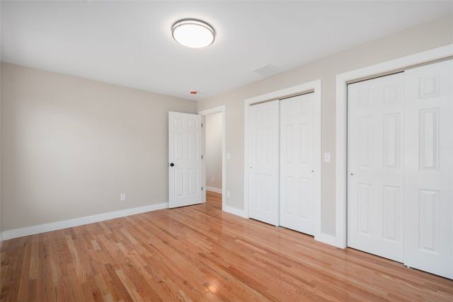 8 North Shore Street, Warwick, RI 02889