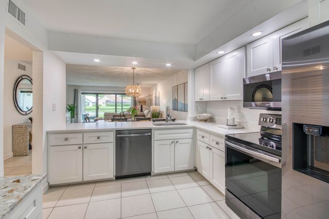 12871 Briarlake Drive 103, West Palm Beach, FL 33418