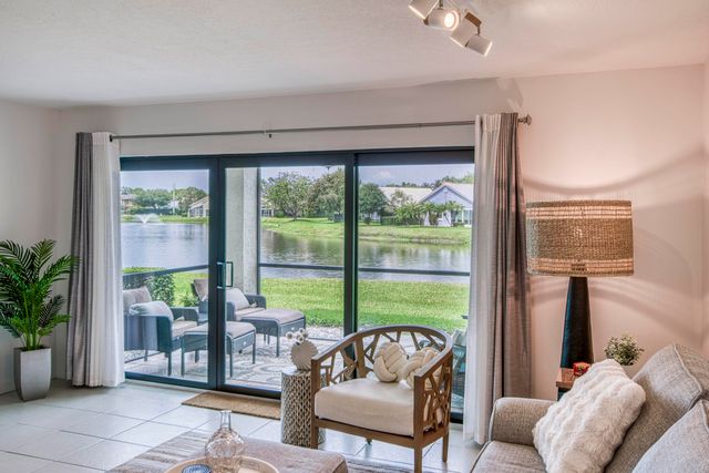 12871 Briarlake Drive 103, West Palm Beach, FL 33418