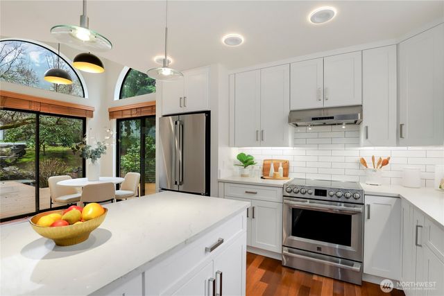 24345 Fjord Place NW, Poulsbo, WA 98370