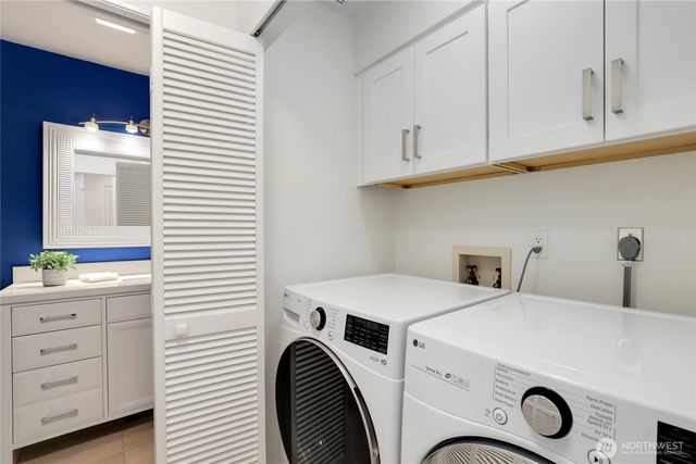 24345 Fjord Place NW, Poulsbo, WA 98370