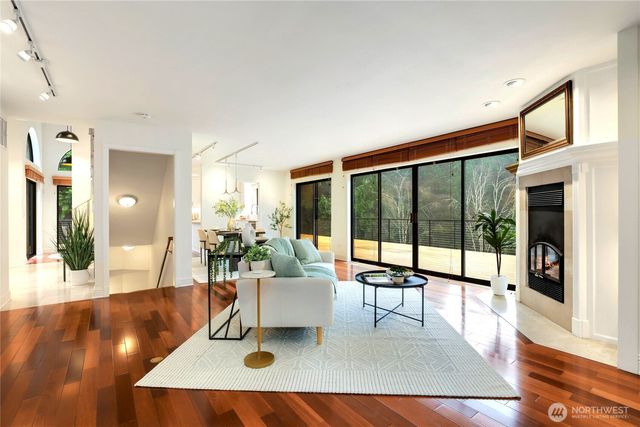 24345 Fjord Place NW, Poulsbo, WA 98370