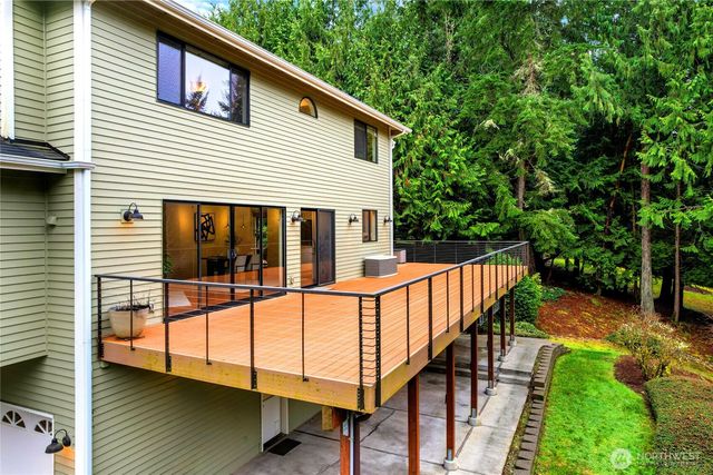 24345 Fjord Place NW, Poulsbo, WA 98370