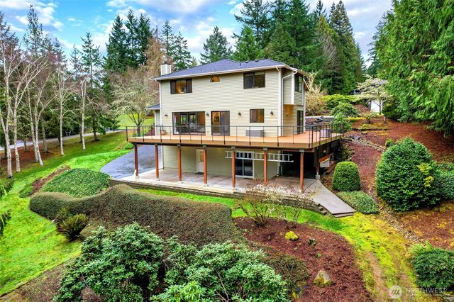 24345 Fjord Place NW, Poulsbo, WA 98370