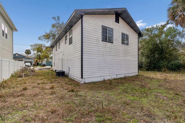 2402 CASSELL STREET, Tampa, FL 33605