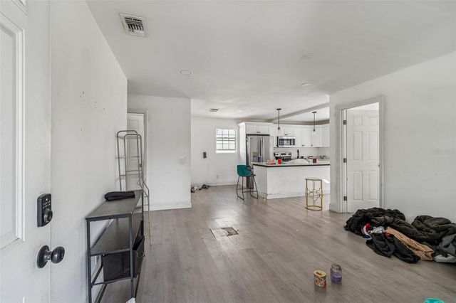 2402 CASSELL STREET, Tampa, FL 33605