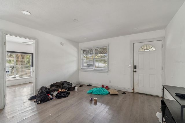 2402 CASSELL STREET, Tampa, FL 33605