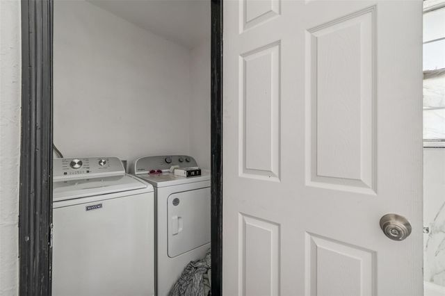 2402 CASSELL STREET, Tampa, FL 33605