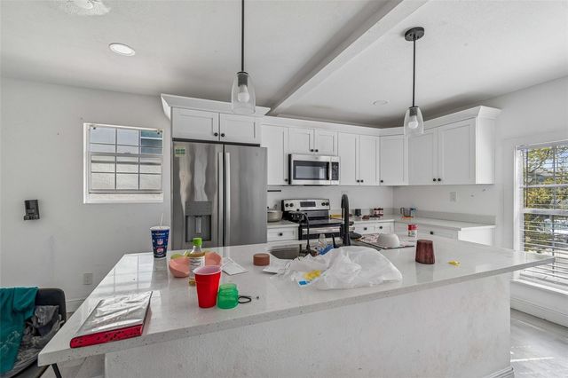 2402 CASSELL STREET, Tampa, FL 33605