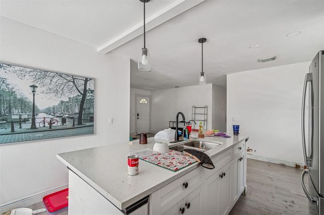 2402 CASSELL STREET, Tampa, FL 33605