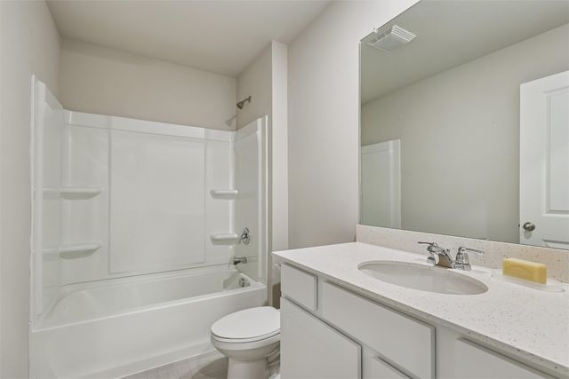 4221 NE 16th Street, Ankeny, IA 50021