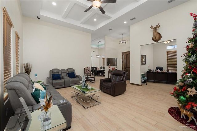 6710 Blanco Street, Edinburg, TX 78542