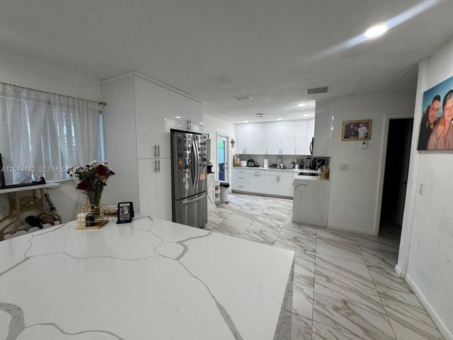 5851-5853 Fillmore St, Hollywood, FL 33021
