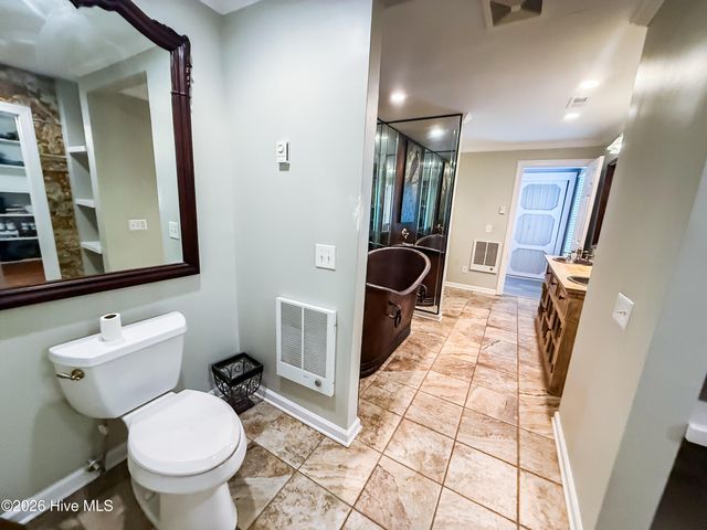 3758 N Mitchell Ford Road, Clarkton, NC 28433