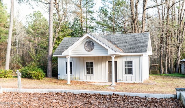 3758 N Mitchell Ford Road, Clarkton, NC 28433