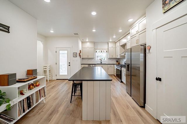 1485 Elmore Avenue, Idaho Falls, ID 83402