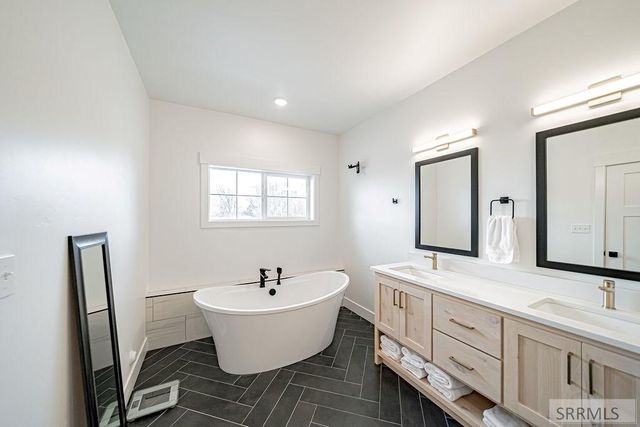 1485 Elmore Avenue, Idaho Falls, ID 83402