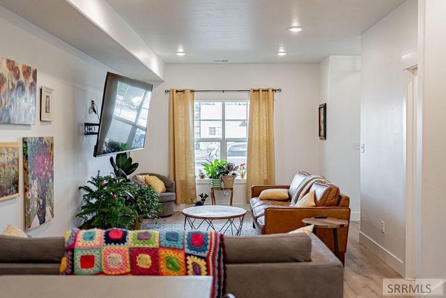 1485 Elmore Avenue, Idaho Falls, ID 83402