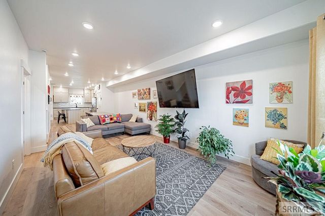 1485 Elmore Avenue, Idaho Falls, ID 83402