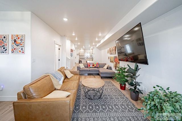 1485 Elmore Avenue, Idaho Falls, ID 83402