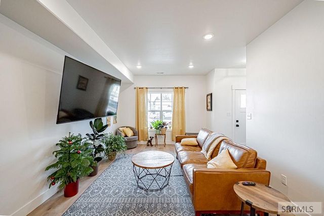 1485 Elmore Avenue, Idaho Falls, ID 83402