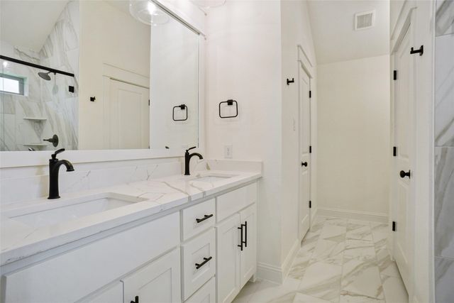 107 S 6th Street, Godley, TX 76044