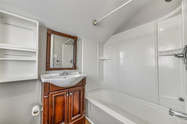 4727 Clay Street, Houston, TX 77023
