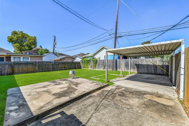 4727 Clay Street, Houston, TX 77023