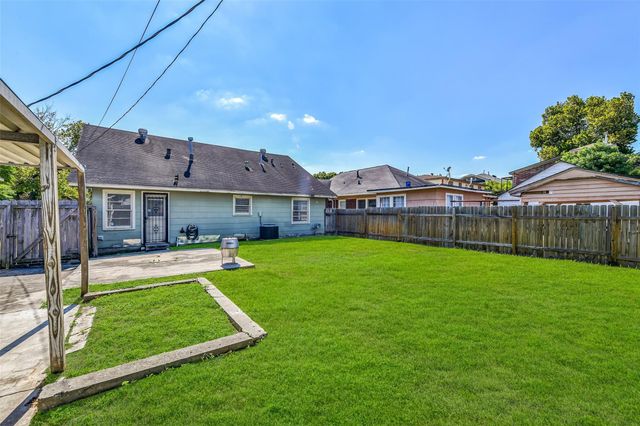 4727 Clay Street, Houston, TX 77023