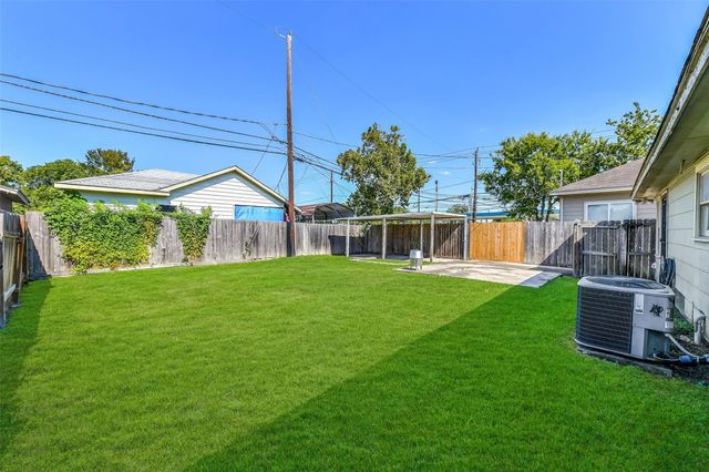 4727 Clay Street, Houston, TX 77023