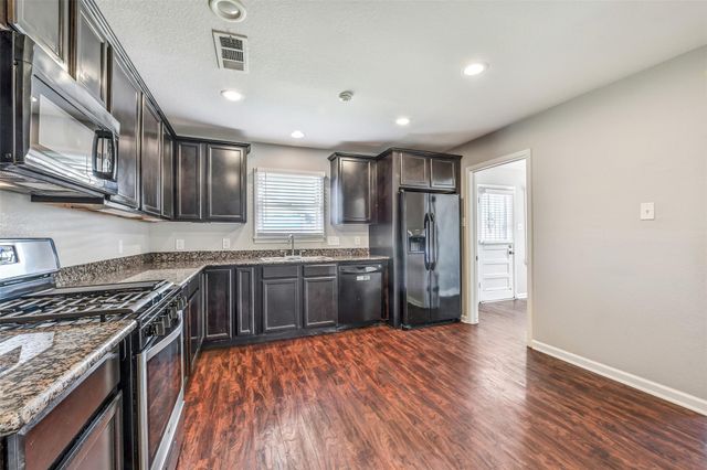4727 Clay Street, Houston, TX 77023