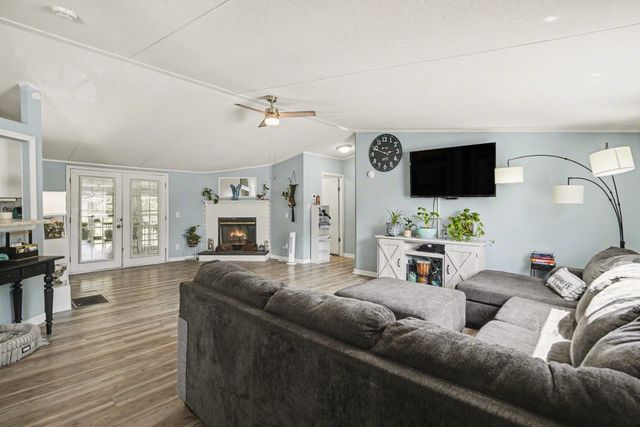 153 Rockdale St., Myrtle Beach, SC 29579