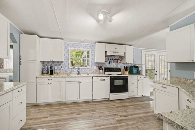 153 Rockdale St., Myrtle Beach, SC 29579