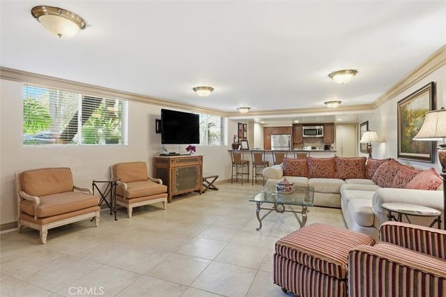 222 7th Street 202, Santa Monica, CA 90402