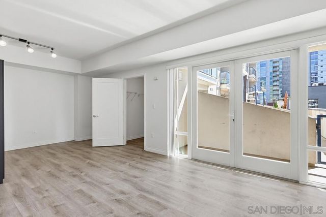 875 G Street 201, San Diego, CA 92101