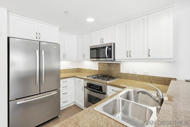 875 G Street 201, San Diego, CA 92101