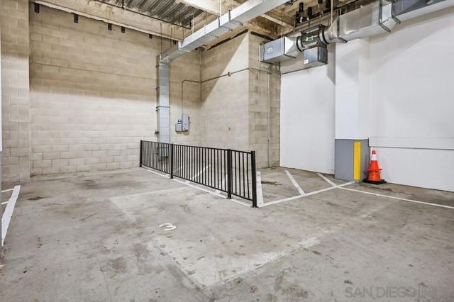 875 G Street 201, San Diego, CA 92101