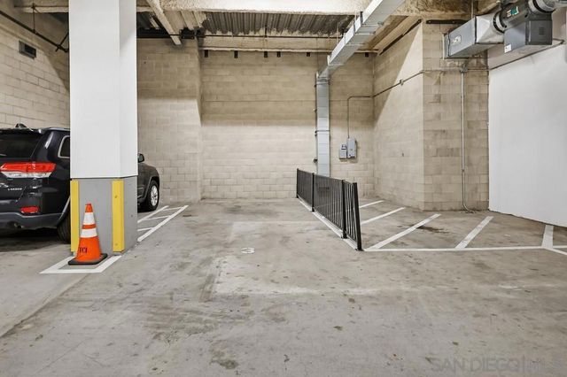 875 G Street 201, San Diego, CA 92101