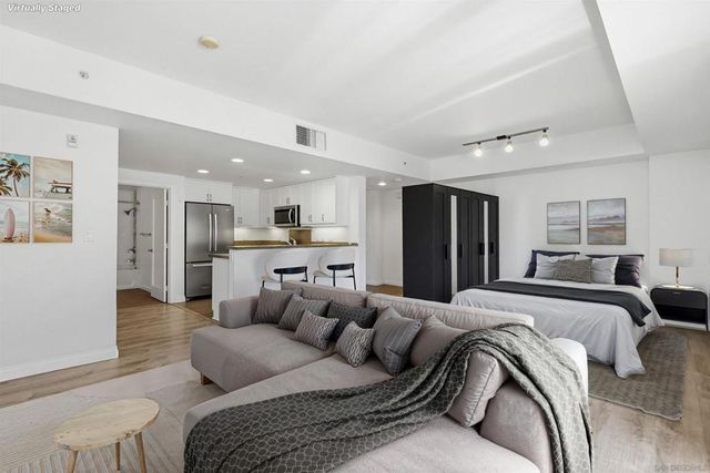 875 G Street 201, San Diego, CA 92101