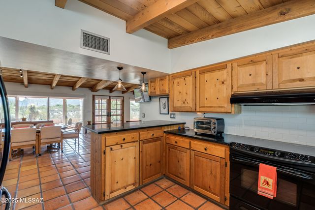 500 N Avenida Venado, Tucson, AZ 85748