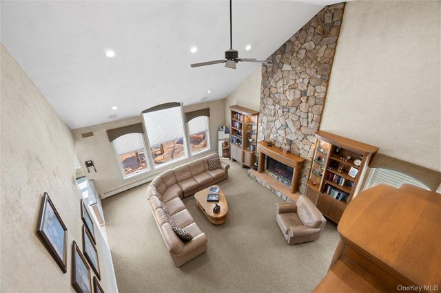 23 Mary Court, Melville, NY 11747