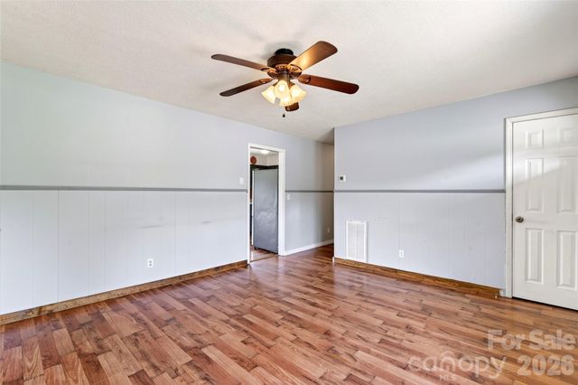 224 Cherokee Way, Marion, NC 28752