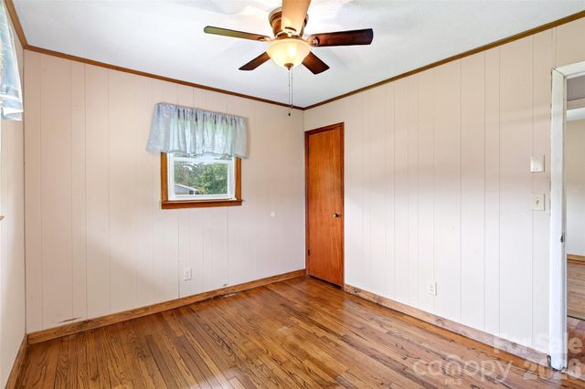 224 Cherokee Way, Marion, NC 28752