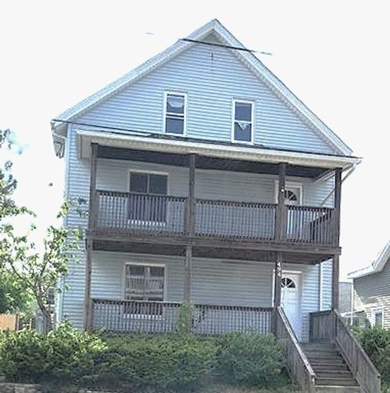 494 Wood Avenue 1st FL, Woonsocket, RI 02895